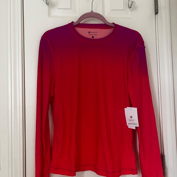 Jantzen Flowers Ombré Long Sleeve - Picture 2 of 5